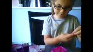 SprinklePrincess09 opens her first Shopkins
