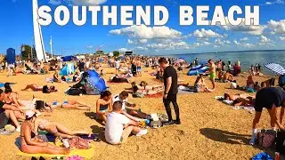 🇬🇧 England Beach Walk | Southend Beach Walk Incl. Car Show - August 2023 | Hot Beach Walk 4K