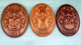 Herby rodowe - płaskorzeźba w drewnie (coat of arms)
