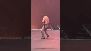 Is Rauw Alejandro a GOOD dancer?  Rate him!