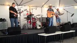 The Bo Brown Band- Kiss Me In The Dark