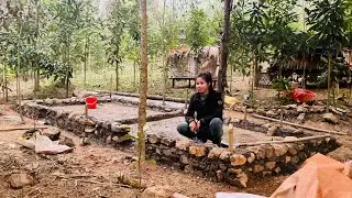 Hồng builds a pigsty alone, luckily her uncle and cousins come to help