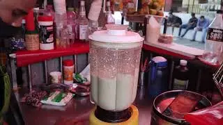 Chikoo Milkshake | 3 मिनट में चिकू मिल्क शेक | Summer Drink | Indian Street Food | @ Rs. 40/-