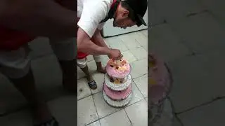 صانع لحلويات روجي