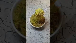 Aloo Maggi Recipe | Easy & Tasty Potato Maggi Noodles Recipe #shorts #food