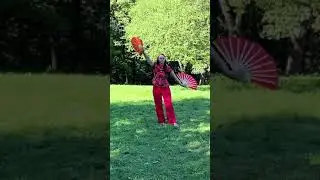 Tai Chi Fan Flow. Taidzi deja ar vēdekli. Shorts.
