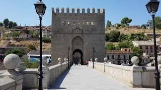 Toledo - Ponte de San Martin e il fiume Tago