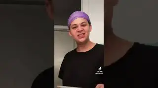 HOW OLD IS YOUR MOM KEVIN HART!!! HOW OLD!!!  sayitscece tiktok