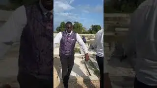 Be Careful When Visiting these Graveyards in Nassau. These are death traps!!! Watch the man...