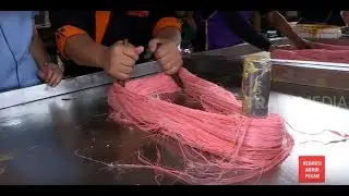 Melihat Pembuatan 