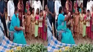 MLA Seethakka Distributing Food To Children And Talks To Them || KOKORAKO TV