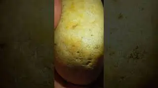yellow white quartz a micro - crystalline quartz From thailand thanks🙏(1)
