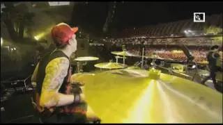 Sum 41 - Skumfuk (LIVE at MTV Winter 2011) [HQ]