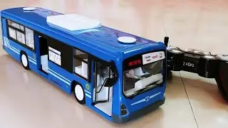 Kuku and Cucudu pretend play with RC Bus | Remote Control Toy Cars for kids | Radio control cars