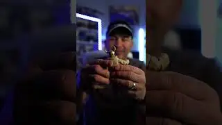 Unboxing Flavor Flav a McFarlane Toy figure | Ross Con find #rosscon