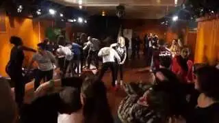 Cours bachata mix interm&eacute;diaire @Aliz&eacute; avec Giorgio et M&eacute;lodie.