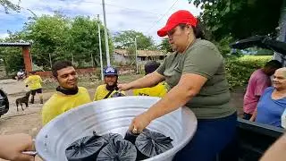 ENTREGANDO A LAS PERSONAS LUCHADORAS