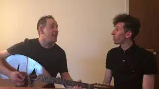 Nafaa chante Tiregwa ( Lounis Aït Menguellet ) avec Massinissa Akkouche .