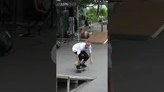 Mike Fava  switch fs big spin and bs flip table(two for two)