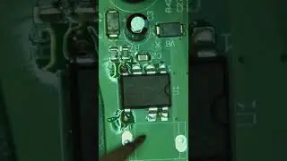QFP IC Replacement: Soldering Iron ONLY Technique! #mobile #computermaintenance #iphone  #smartphone