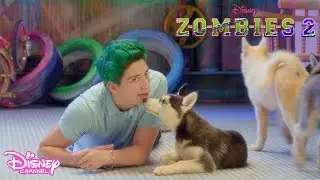 Milo Puppy Challenge 2 😂| ZOMBIES 2 | Disney Channel UK