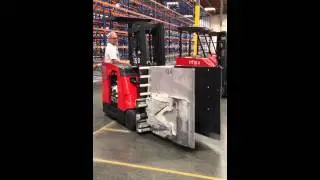 Lot 26 Raymond R35-C35TT Electric Forklift with Clamp Attachment