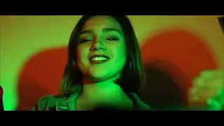 KARAMBA & Cosmo feat. Likestyle - Revent&oacute;n (Video Oficial)
