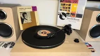 Dean Martin - Everybody loves somebody.