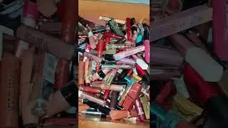 MAKE UP COLLECTION 