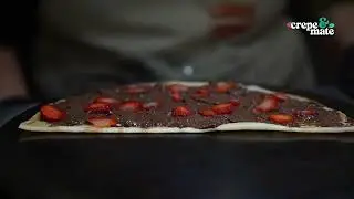 Crepe doce de Ovomaltine com Morangos - Crepe&Mate