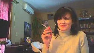 LadyLuck's Home Office VS120 Smoke Break!