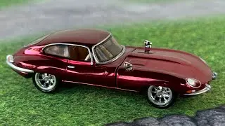 Hot Wheels Red Line Club Jaguar E-Type Unboxing/Review! 