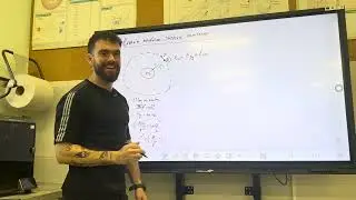 Campo gravitatorio. Energía mecánica de un satélite en órbita