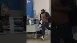 Sam&rsquo;s club tire center fight #walmart #reaction #trending #america #funny#new fight #samsclub #memes