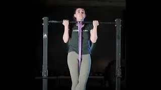 Banded Chin Up
