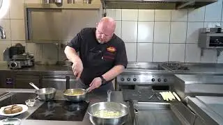 Kochen in der Keindl - Küche: Spargel mit Sauce Hollandaise.