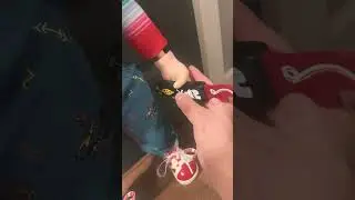 Chucky gets a voodoo knife #childsplay2 #chucky #trickortreatstudios #shorts #pizzaface