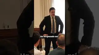 COMO COLOCAR LAS MANOS AL HABLAR EN P&Uacute;BLICO