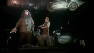 Greg Draven & Robbie Coltrane as Hagrid - Magical Creature Motorbike Adventure Pre Show