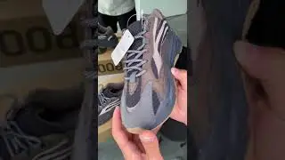 Кроссовки adidas Yeezy Boost 700 V2 Geode