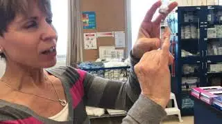 CAPSULE VIDÉO préparation d'une injection avec une fiole