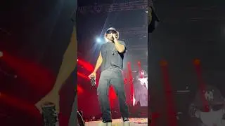 Beele cantando LA PLENA en Lima SOLD OUT 🇵🇪🔥 | P&uacute;blico encendido