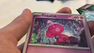 Opening up Pok&eacute;mon scarlet and violet, paradox rift!
