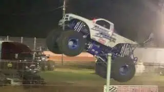 Extreme Monster Truck Spring Nationals 2021 Friday Show: Razin Kane Freestyle