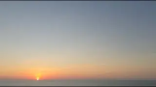 Cloudless Sunset | 4K SUNSET time lapse with UPLIFTING music | XQX