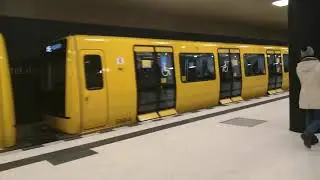 U-Bahn Berlin Unter den Linden U5