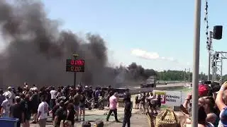 Kenworth T800 vs T800 Drag Race at Diesel Fest 2022