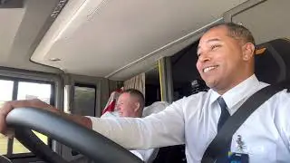 Aparecida do Norte e o Palco/ levando o ônibus para o estacionamento