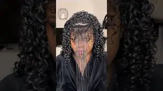Как правильно расчесывать вьющиеся волосы #weargowig #curlyhair #tips #ohmyprettywig #gluelesswig...