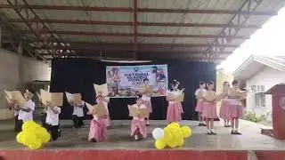Choral reading performance in grade 5(1st runner up/winner)